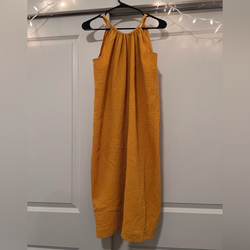 Cute flowy Kona Sol knee length mustard dress